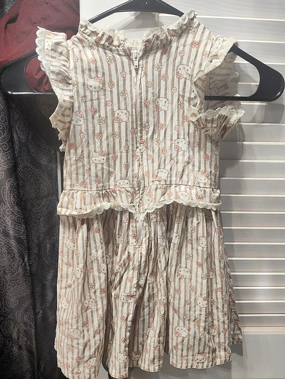 Sanrio Hello Kitty dress Girls Size 4T Striped Ruffle Dress Like New